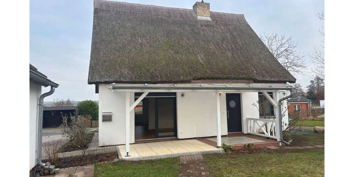 Einfamilienhaus Parchtitz - 5 Zimmer, 100 m&sup2;, 1.200&euro; | Angebot:25370471