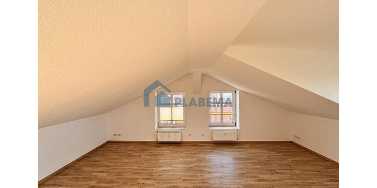 Dachgeschoßwohnung Stralsund Langendorfer Berg - 2 Zimmer, 70 m&sup2;, 875&euro; | Angebot:26645276