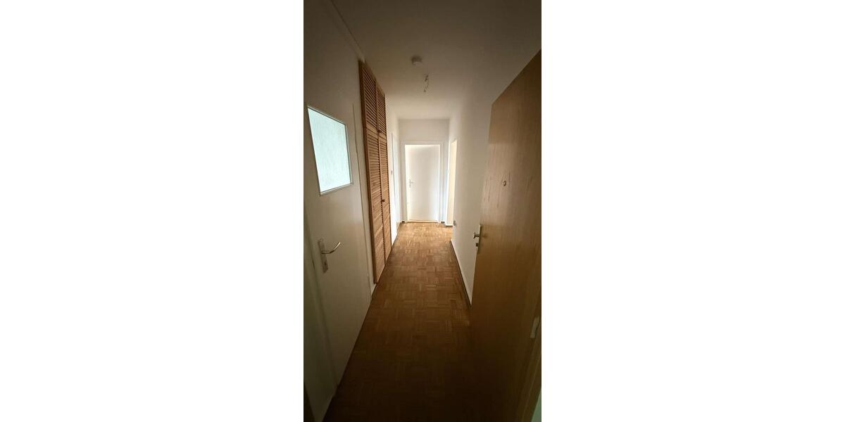 Etagenwohnung Grimmen - 2.5 Zimmer, 60 m&sup2;, 388&euro; | Angebot:23874356