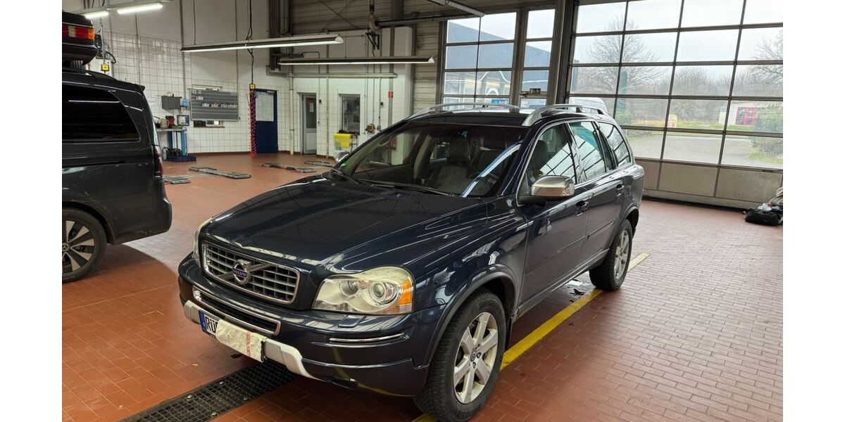 Volvo XC90 168.500 km 20.999 &euro; Bergen auf Rügen 18528