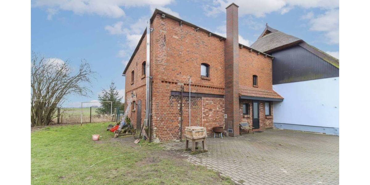 Einfamilienhaus Süderholz Behnkenhagen - 8 Zimmer, 226 m&sup2;, 299.000&euro; | Angebot:26717616