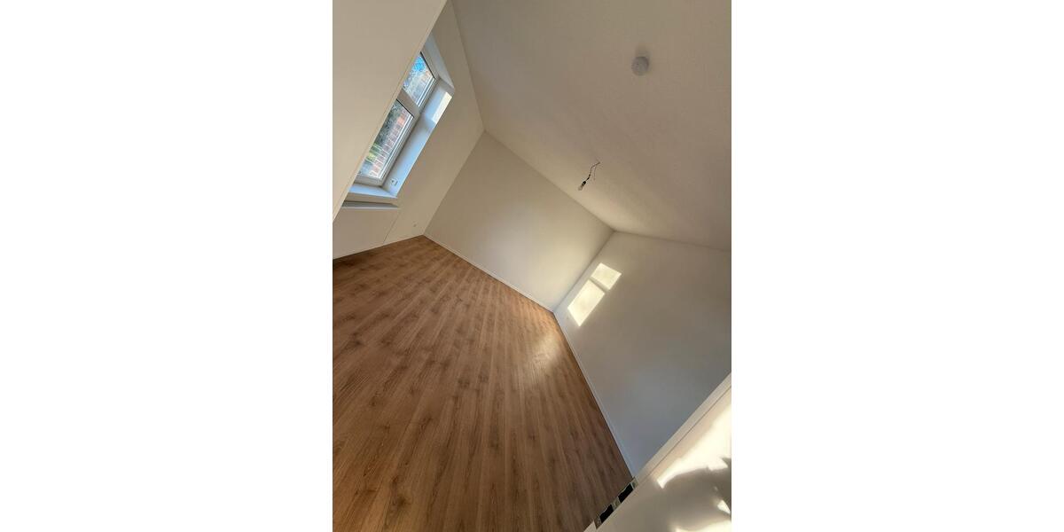 Etagenwohnung Neuenkirchen - 4 Zimmer, 120 m&sup2;, 1.200&euro; | Angebot:26521284