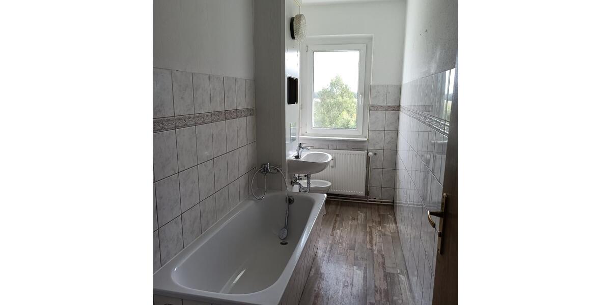 Etagenwohnung Franzburg - 4 Zimmer, 78 m&sup2;, 468&euro; | Angebot:23874364