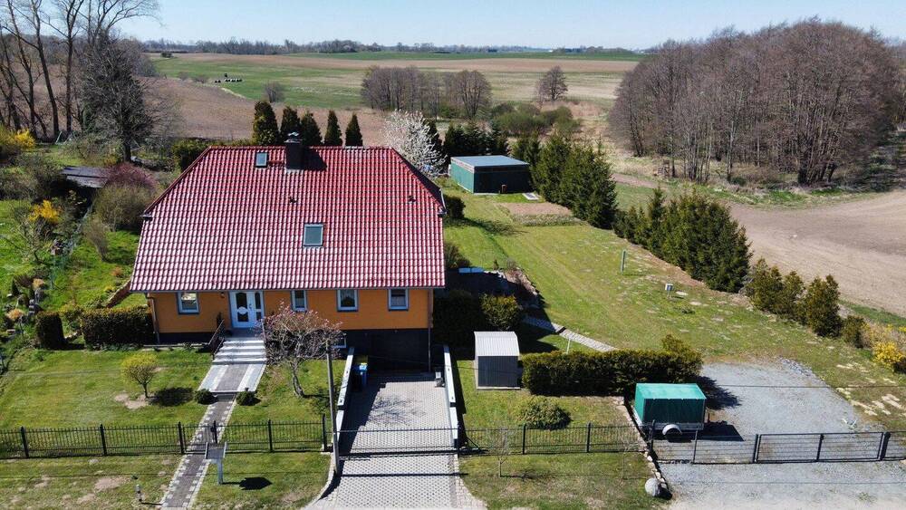 Einfamilienhaus Garz auf Rügen Kniepow - 7 Zimmer, 220 m&sup2;, 595.000&euro; | Angebot:26290544