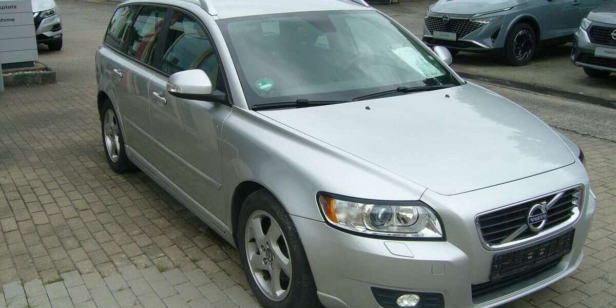 Volvo V50 158.105 km 6.490 &euro; Stralsund 18437