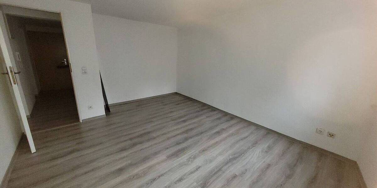 Etagenwohnung Stralsund Altstadt - 2 Zimmer, 44 m&sup2;, 399&euro; | Angebot:26082624