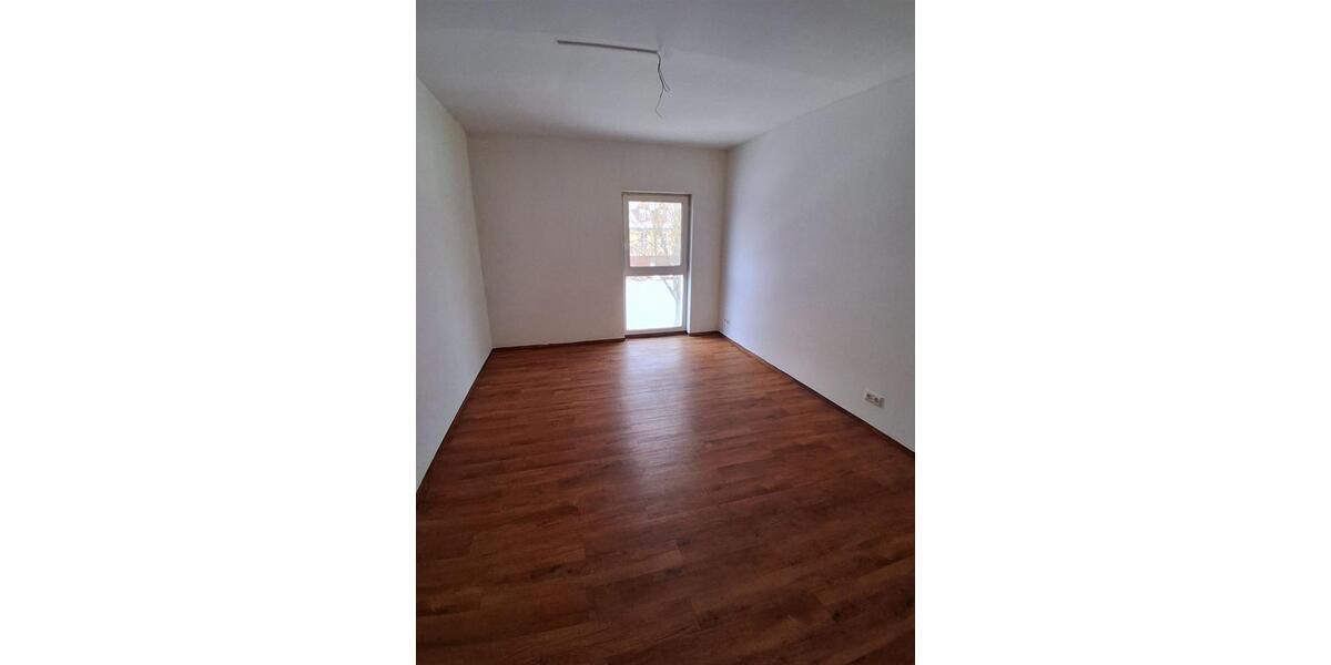 Etagenwohnung Barth - 2 Zimmer, 81 m&sup2;, 725&euro; | Angebot:24521108