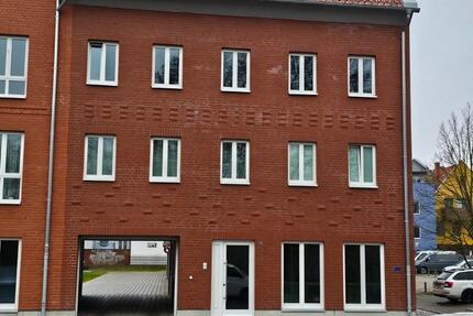 Wohnung Stralsund - 2 Zimmer, 46 m&sup2;, 620&euro; | Angebot:25723470