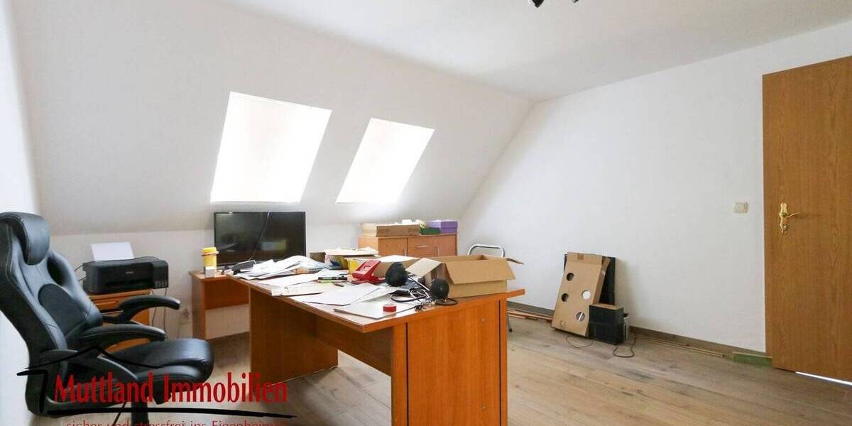 Einfamilienhaus Klausdorf - 8 Zimmer, 195 m&sup2;, 540.000&euro; | Angebot:25663803