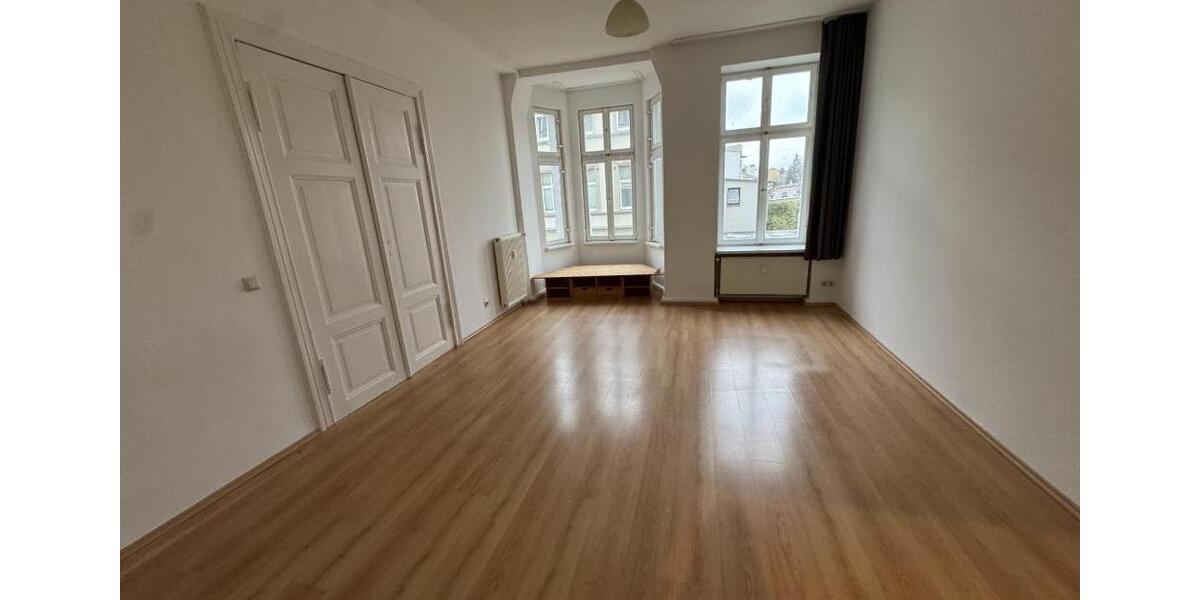 Etagenwohnung Stralsund - 3 Zimmer, 78 m&sup2;, 625&euro; | Angebot:25326040