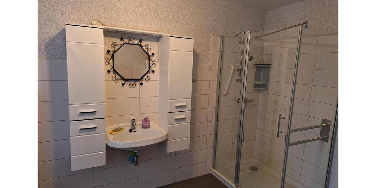 Reihenhaus Gingst - 2 Zimmer, 100 m&sup2;, 200.000&euro; | Angebot:26921184