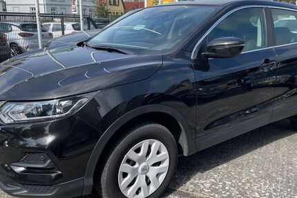 Nissan Qashqai 57.242 km 14.499 &euro; Bergen auf Rügen 18528