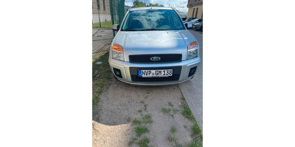 Ford Fusion 39.000 km 5.000 &euro; Stralsund 18435