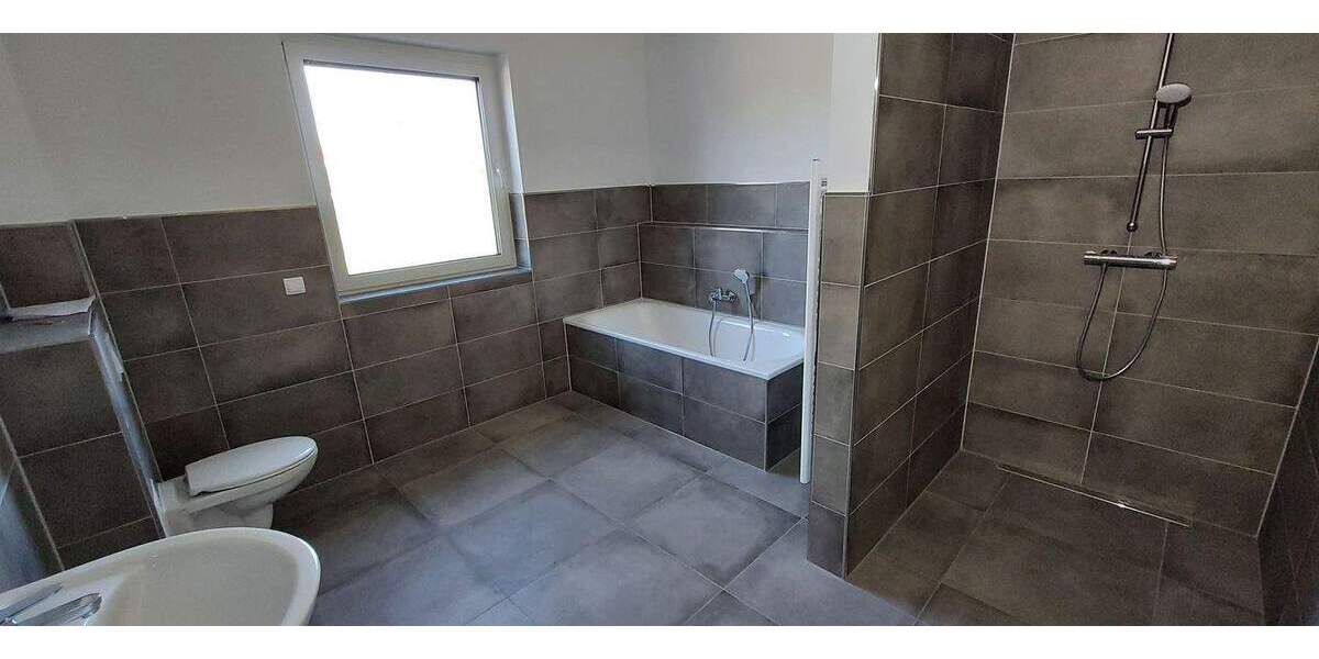 Etagenwohnung Stralsund Tribseer - 3 Zimmer, 99 m&sup2;, 1.287&euro; | Angebot:26105678