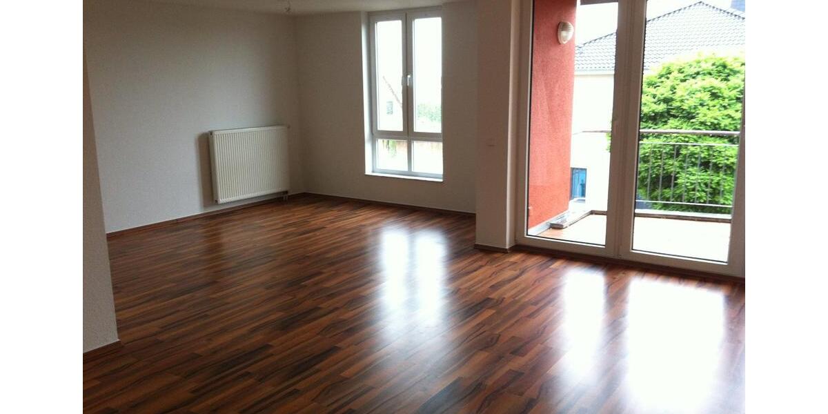 Etagenwohnung Stralsund - 3 Zimmer, 87 m&sup2;, 1.050&euro; | Angebot:25901351