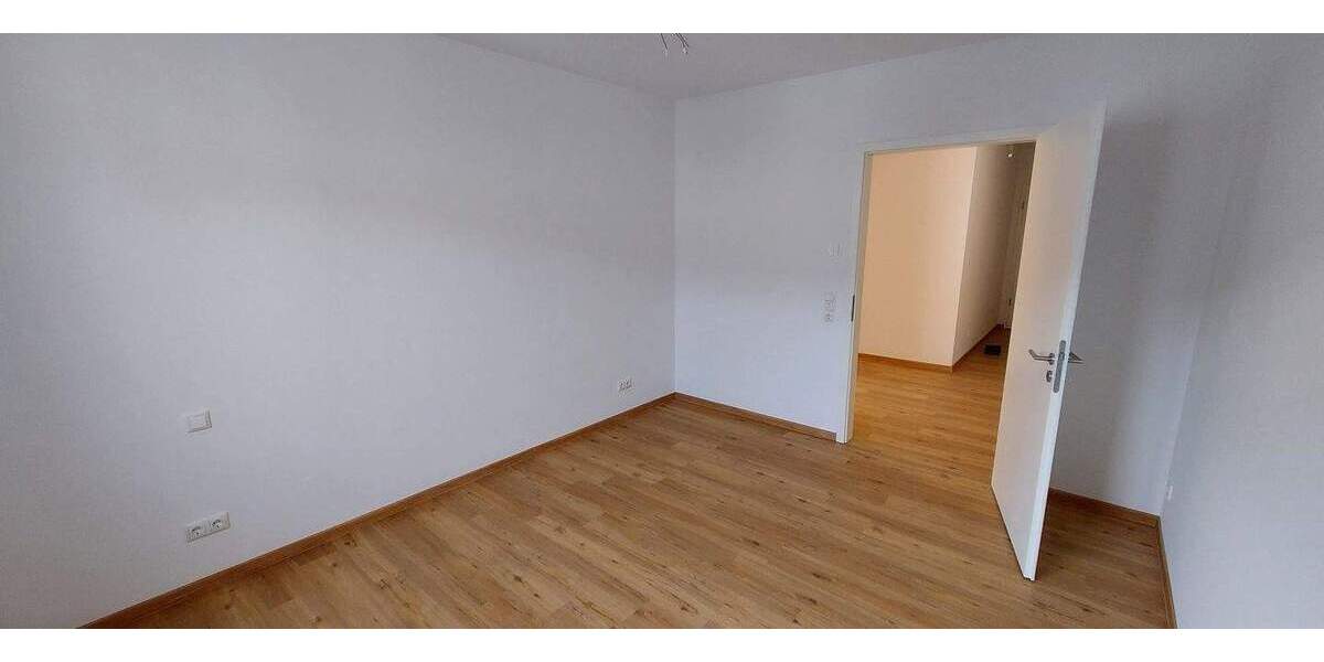 Terrassenwohnung Stralsund Tribseer - 3 Zimmer, 100 m&sup2;, 1.350&euro; | Angebot:26694681