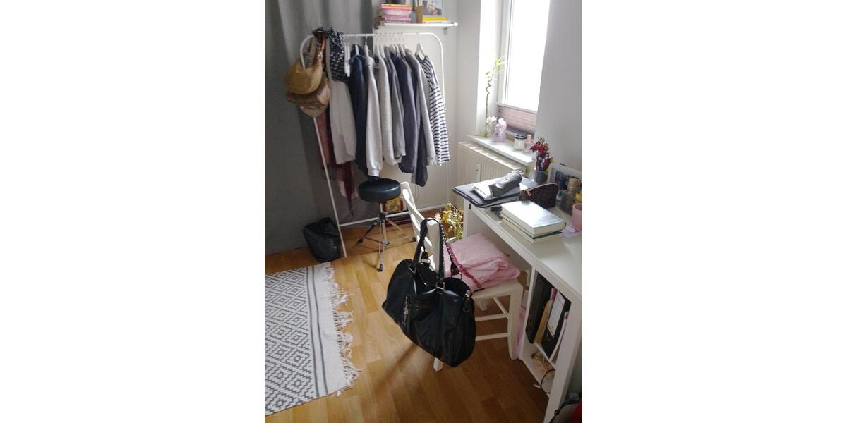 Etagenwohnung Stralsund Langendorfer Berg - 1 Zimmer, 30 m&sup2;, 375&euro; | Angebot:25366197