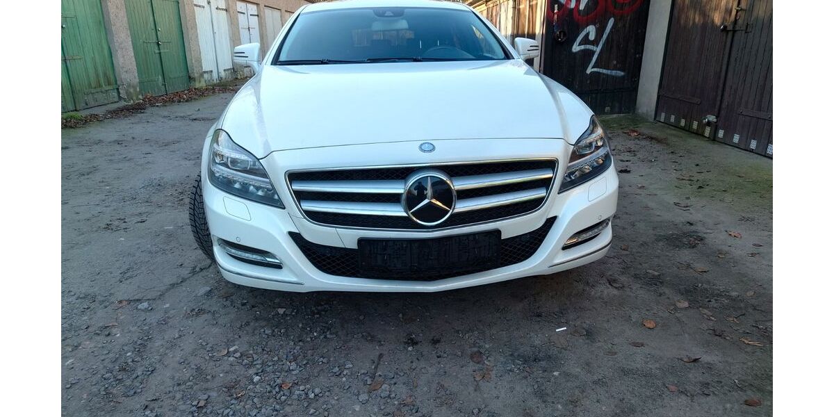 Mercedes-Benz CLS 350 Shooting Brake 317.000 km 13.500 &euro; Griebenow 18516