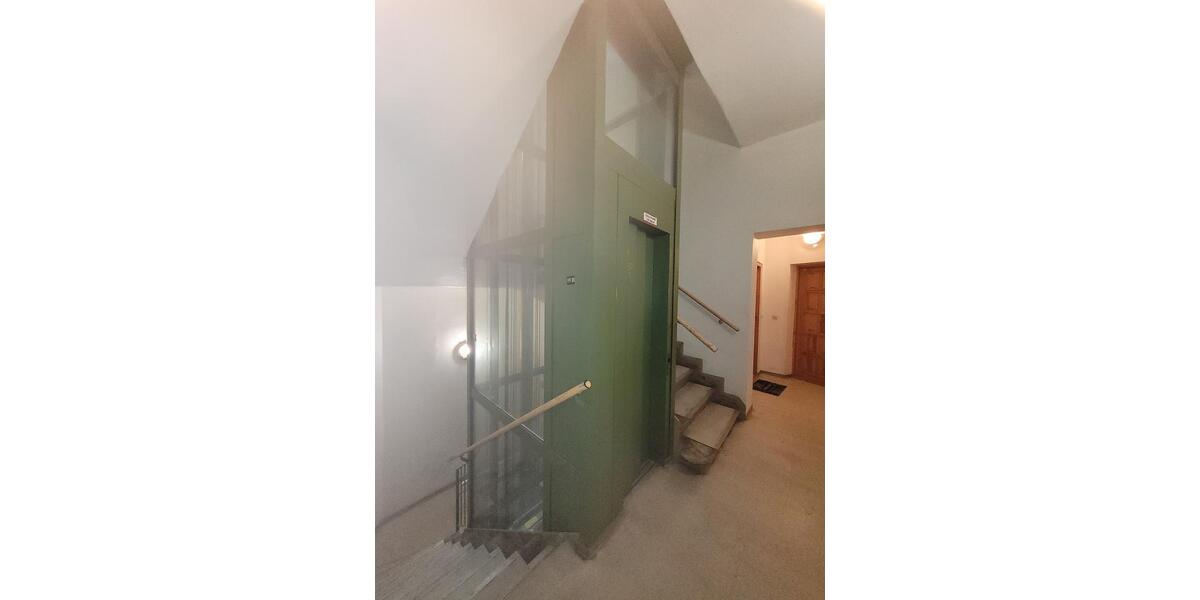 Etagenwohnung Stralsund Langendorfer Berg - 1 Zimmer, 33 m&sup2;, 289&euro; | Angebot:26001824