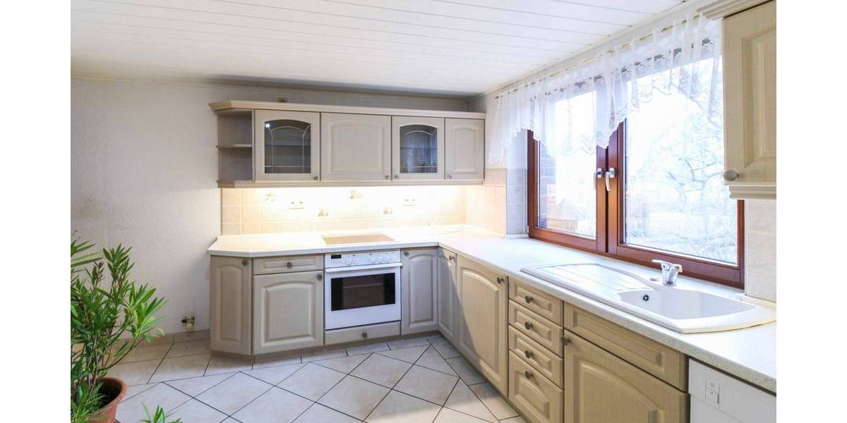 Einfamilienhaus Süderholz Behnkenhagen - 8 Zimmer, 226 m&sup2;, 299.000&euro; | Angebot:26037138