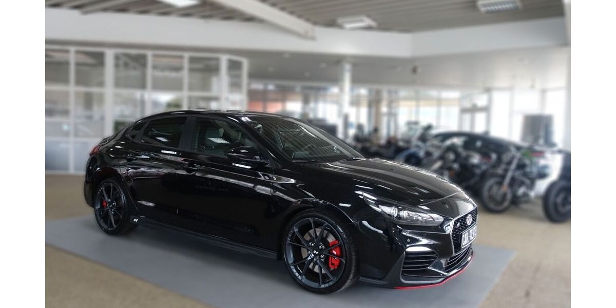 Hyundai i30 56.227 km 22.390 &euro; Stralsund 18435