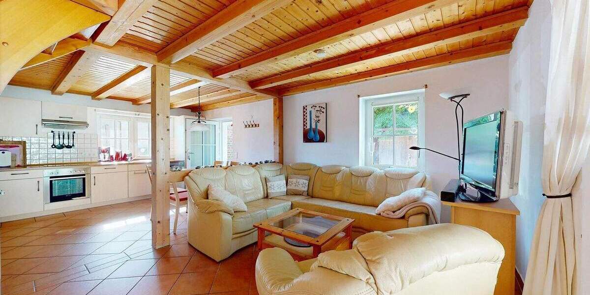 Mehrfamilienhaus, Wohnhaus Schaprode Poggenhof - 8 Zimmer, 178 m&sup2;, 475.000&euro; | Angebot:25708599