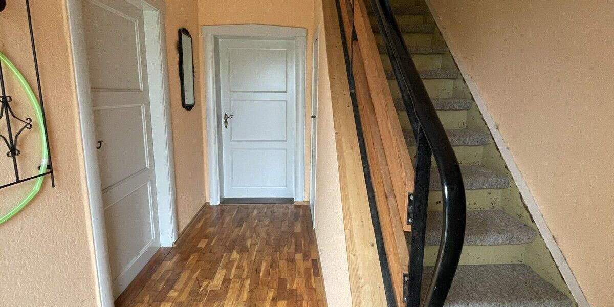 Doppelhaushälfte Eixen - 7 Zimmer, 161 m&sup2;, 198.000&euro; | Angebot:25678454