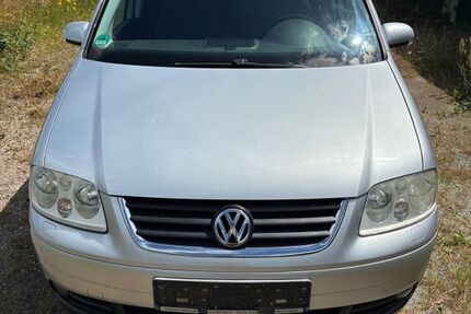 VW Touran 296.000 km 2.800 &euro; Bergen auf Rügen 18528