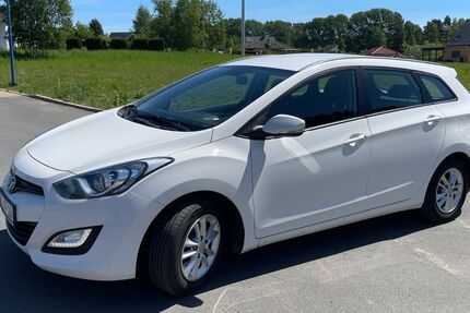 Hyundai i30 140.941 km 5.500 &euro; Bergen 18528