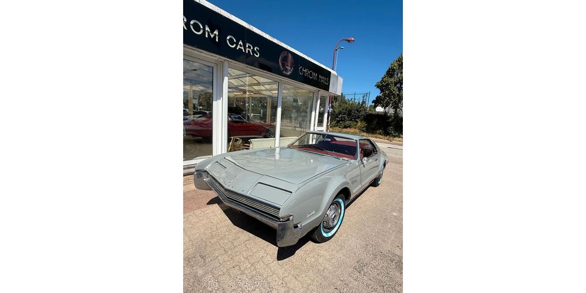 Oldsmobile Toronado 76.000 km 21.000 &euro; Bergen Rügen 18528