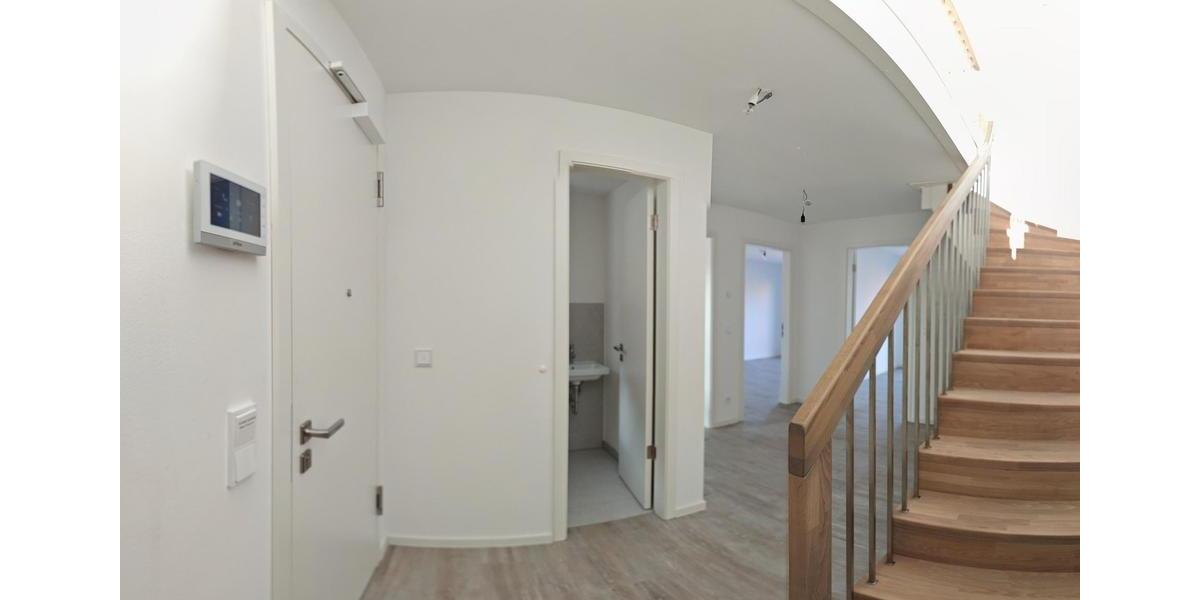 Etagenwohnung Stralsund - 3 Zimmer, 118 m&sup2;, 1.750&euro; | Angebot:26004976