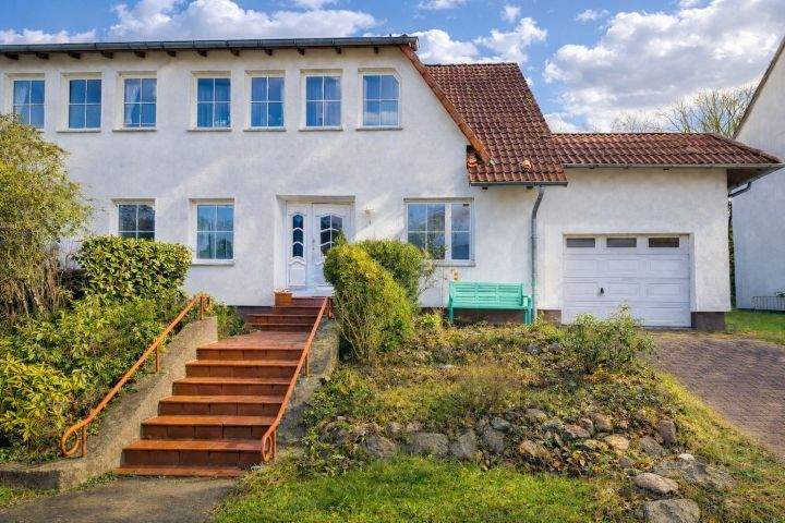 Doppelhaushälfte Bergen - 5 Zimmer, 154 m&sup2;, 299.000&euro; | Angebot:25851497