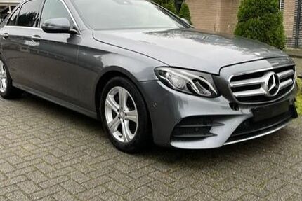 Mercedes-Benz E 200 186.891 km 13.800 &euro; Bergen op Zoom 4625A