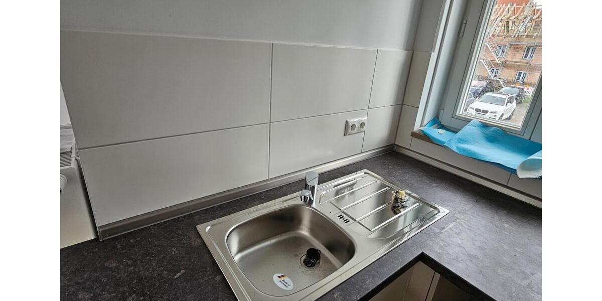 Etagenwohnung Stralsund - 4 Zimmer, 95 m&sup2;, 1.200&euro; | Angebot:25963471