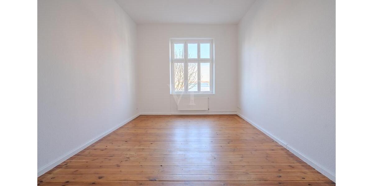 Etagenwohnung Stralsund - 5 Zimmer, 142 m&sup2;, 1.495&euro; | Angebot:24795712