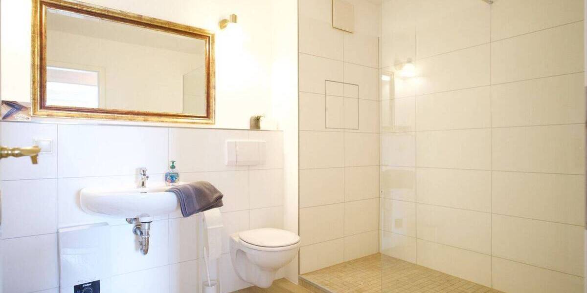 Etagenwohnung Zingst - 2 Zimmer, 49 m&sup2;, 269.000&euro; | Angebot:25701448