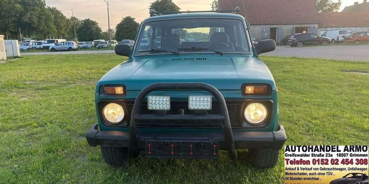 Lada Niva 89.000 km 5.600 &euro; Grimmen 18507