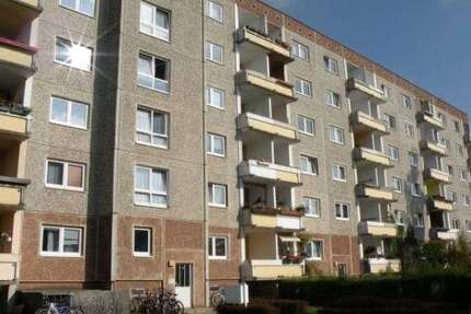 Wohnung Stralsund Grünhufe - 3 Zimmer, 66 m&sup2;, 394&euro; | Angebot:25799122