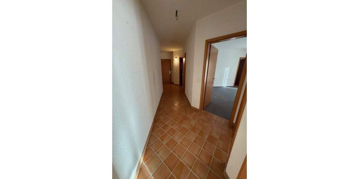 Etagenwohnung Stralsund Kniepervorstadt - 2 Zimmer, 81 m&sup2;, 950&euro; | Angebot:25670243