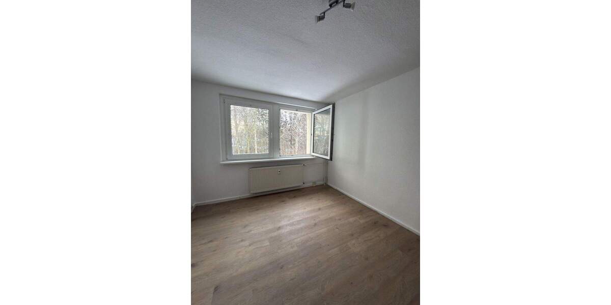 Etagenwohnung Groß Mohrdorf - 3 Zimmer, 61 m&sup2;, 398&euro; | Angebot:25916498