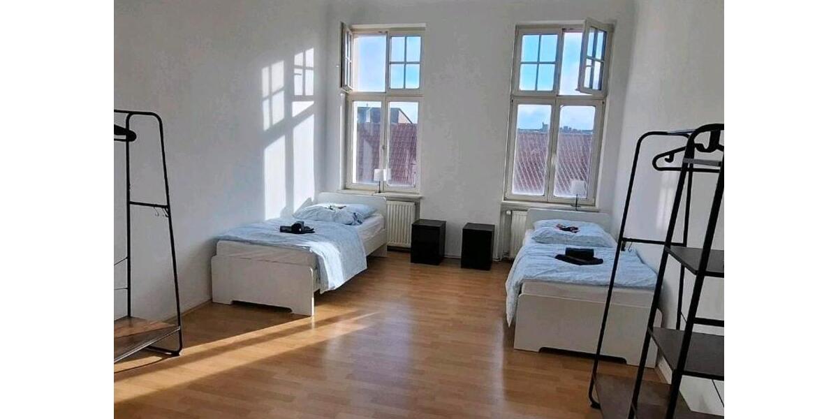 Etagenwohnung Stralsund - 6 Zimmer, 188 m&sup2;, 1.500&euro; | Angebot:23751764