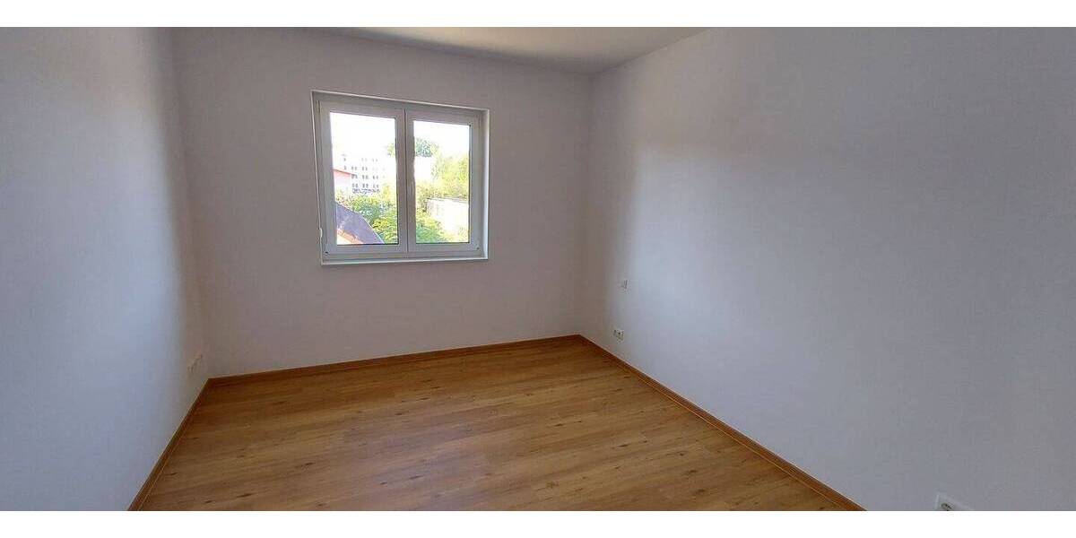 Etagenwohnung Stralsund Tribseer - 3 Zimmer, 99 m&sup2;, 1.287&euro; | Angebot:25957270