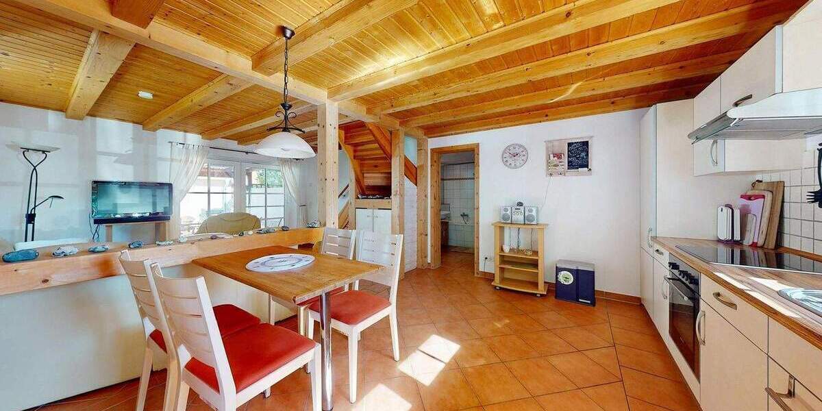 Mehrfamilienhaus, Wohnhaus Schaprode Poggenhof - 8 Zimmer, 178 m&sup2;, 475.000&euro; | Angebot:25708599