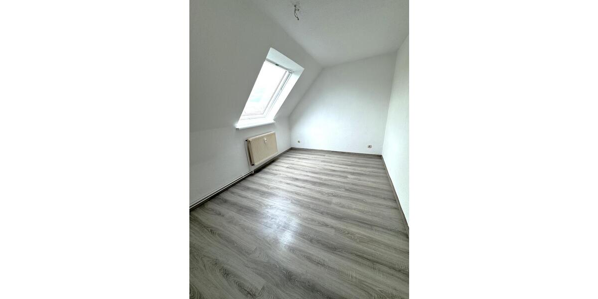 Dachgeschoßwohnung Barth - 2 Zimmer, 34 m&sup2;, 360&euro; | Angebot:25901364