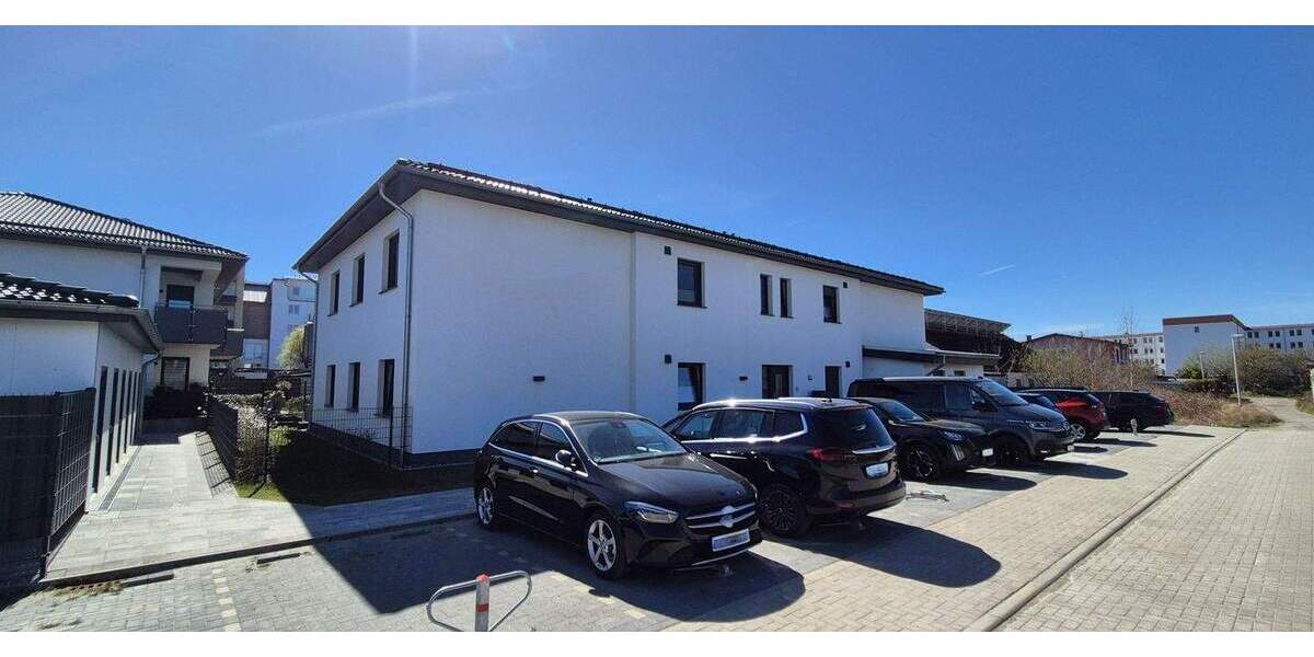 Terrassenwohnung Stralsund Tribseer - 3 Zimmer, 100 m&sup2;, 1.350&euro; | Angebot:26694681