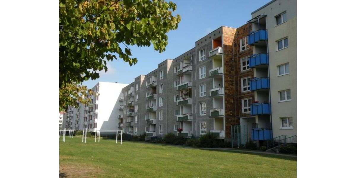 Etagenwohnung Stralsund Langendorfer Berg - 3 Zimmer, 66 m&sup2;, 361&euro; | Angebot:26088572