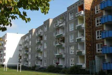 Wohnung Stralsund Langendorfer Berg - 3 Zimmer, 66 m&sup2;, 361&euro; | Angebot:26088572