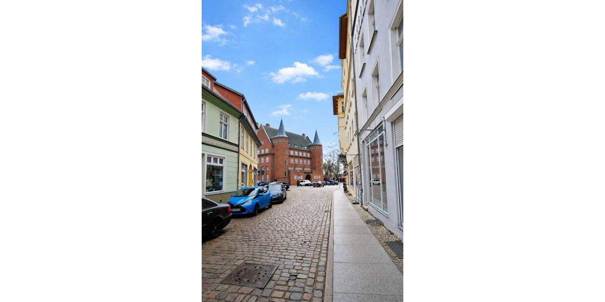 Etagenwohnung Stralsund Altstadt - 3 Zimmer, 82 m&sup2;, 900&euro; | Angebot:26820339
