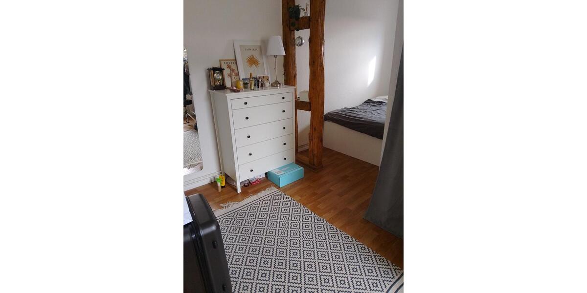 Etagenwohnung Stralsund Langendorfer Berg - 1 Zimmer, 30 m&sup2;, 375&euro; | Angebot:25366197