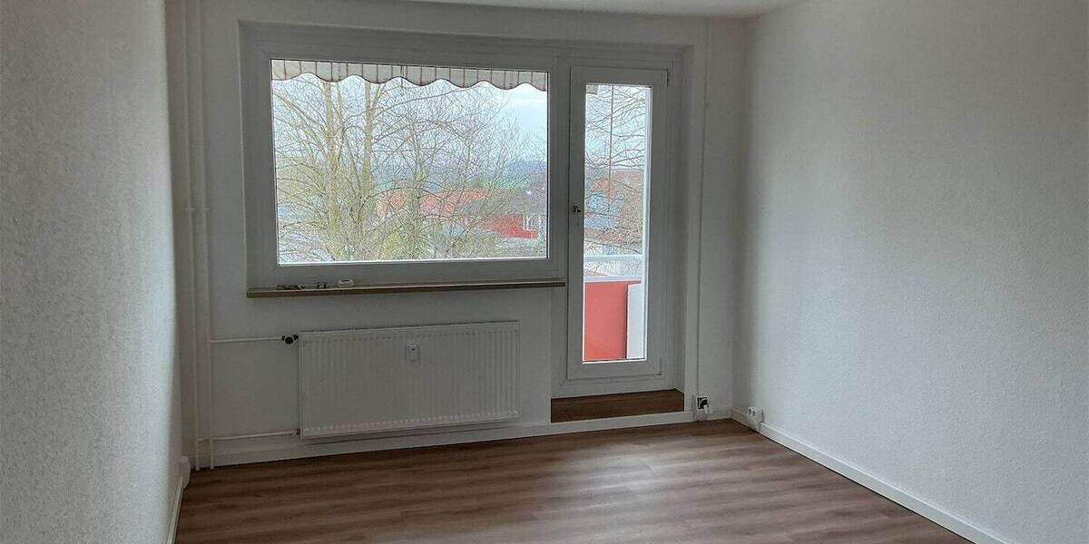 Etagenwohnung Samtens - 3 Zimmer, 66 m&sup2;, 469&euro; | Angebot:26066307